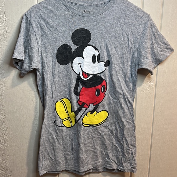 8 shirts medium and small lot bundle - Picture 9 of 10